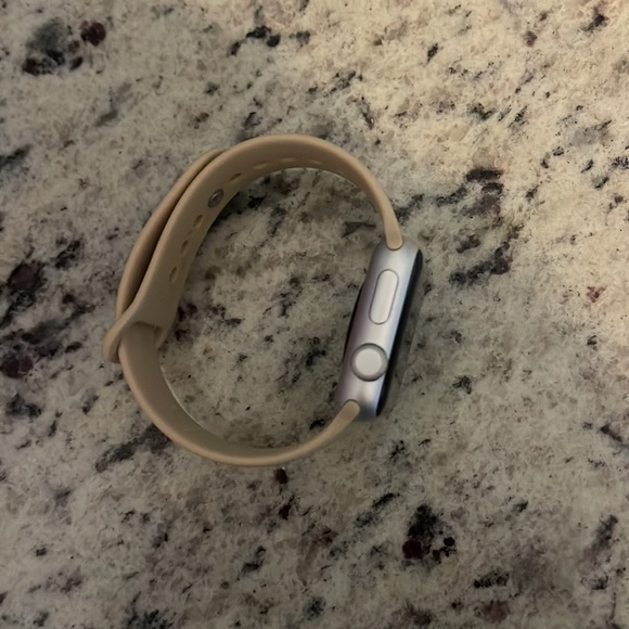 Apple Watch Series 1 - Picture 2 of 2